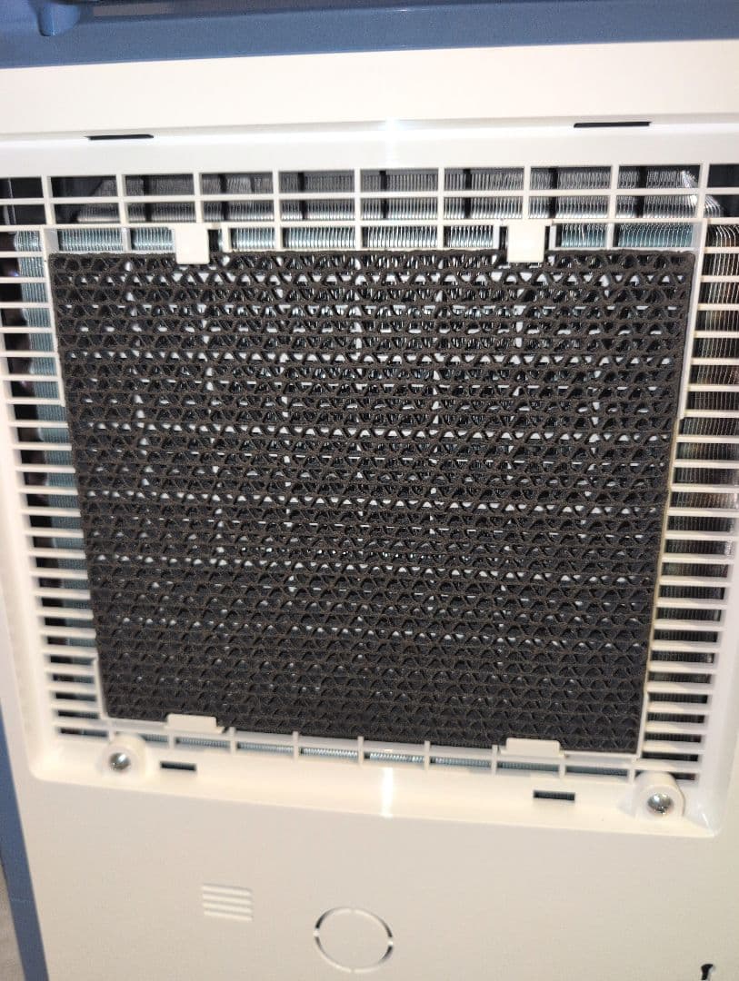 こうめ♥コロナ 衣類乾燥除湿器　BD-H181　2021年製　18Lタイプ