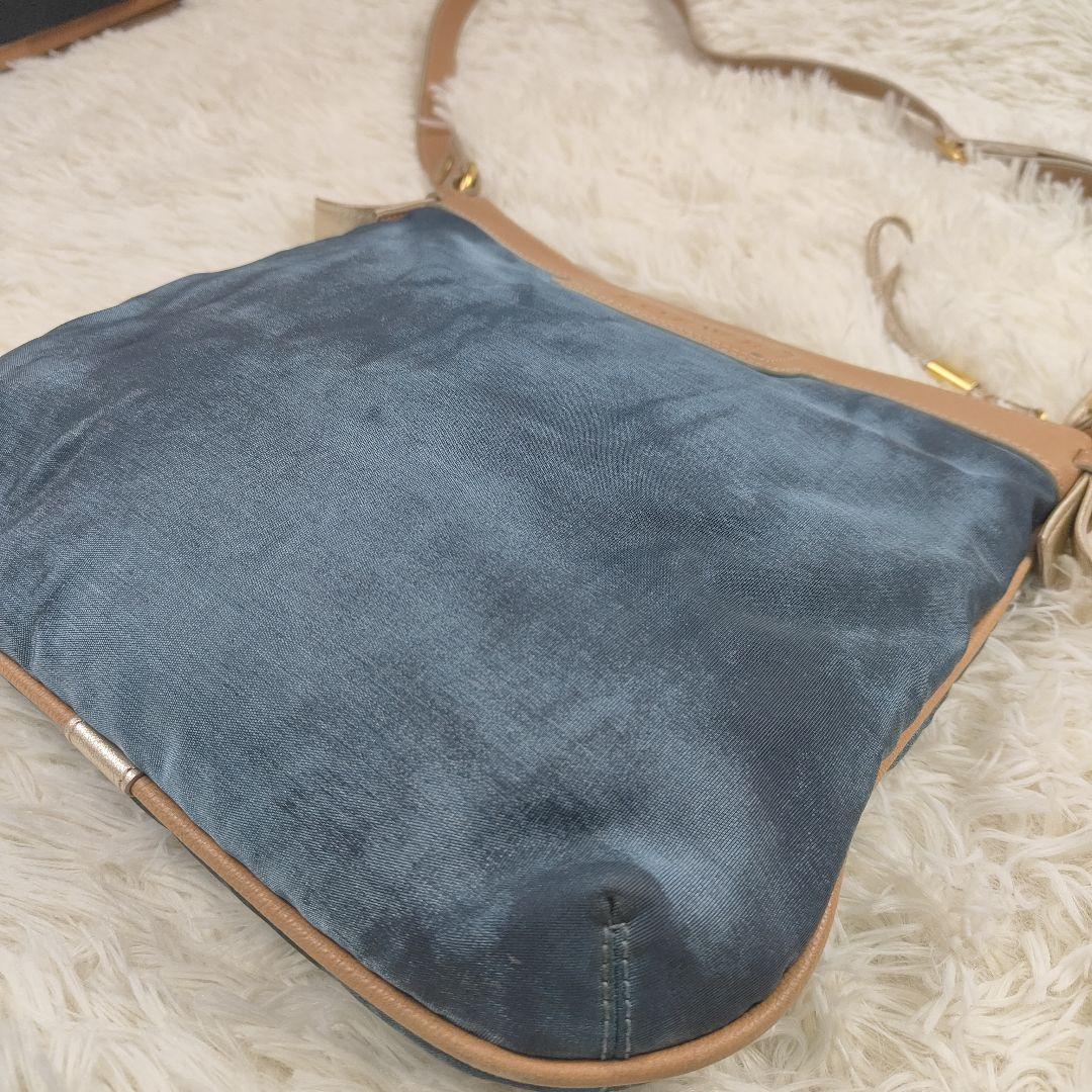 本日限定価格　LOEWE ショルダーバッグ ブルー アナグラム A4相当収納可