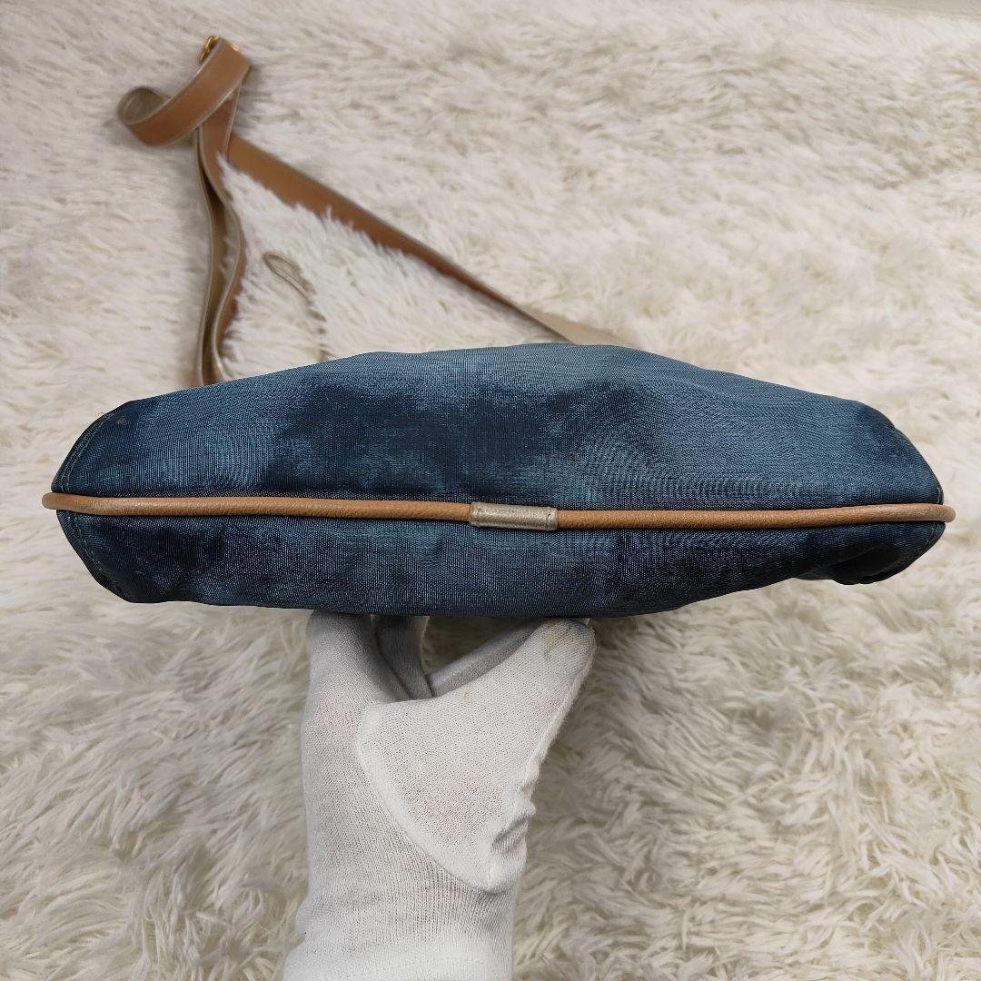 本日限定価格　LOEWE ショルダーバッグ ブルー アナグラム A4相当収納可