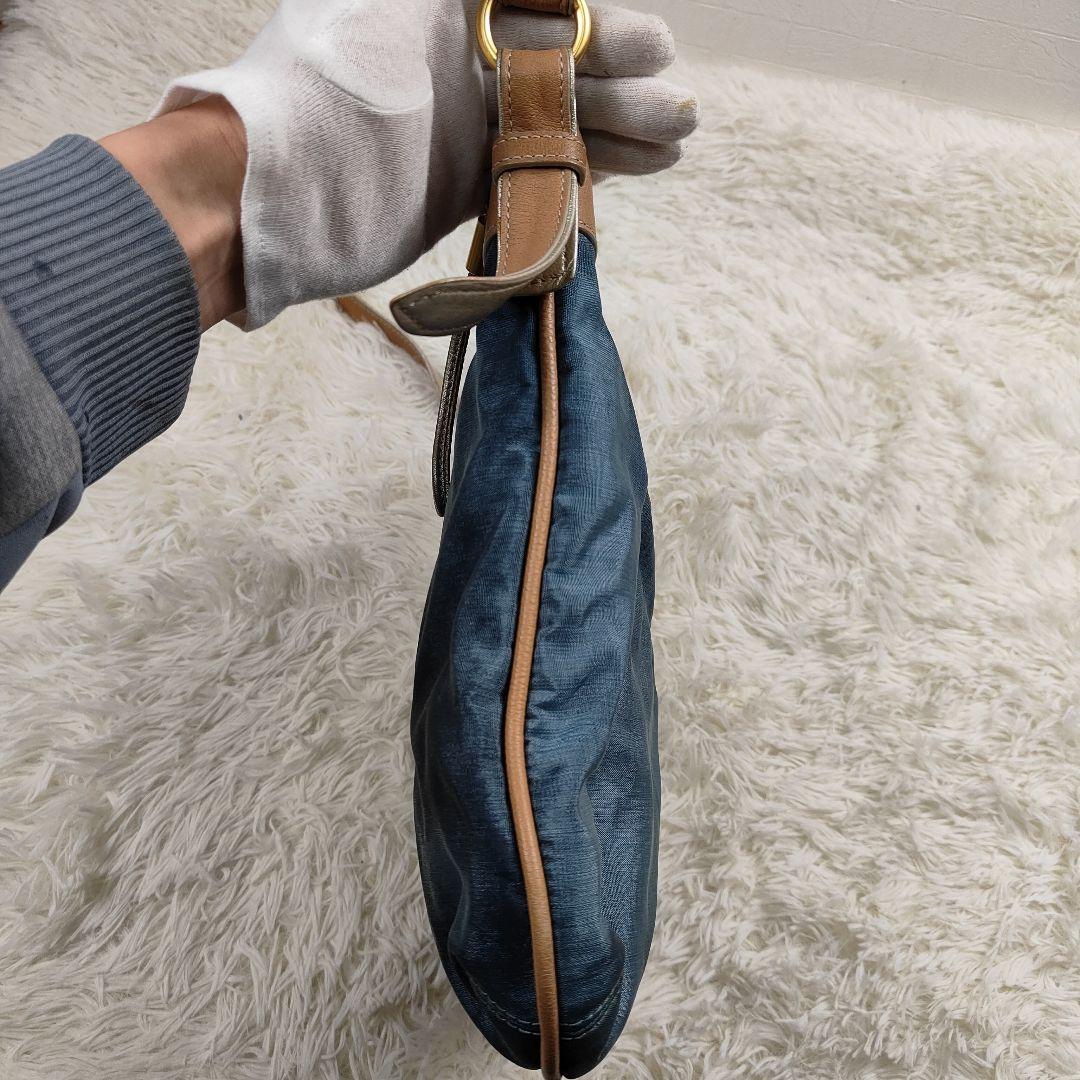 本日限定価格　LOEWE ショルダーバッグ ブルー アナグラム A4相当収納可