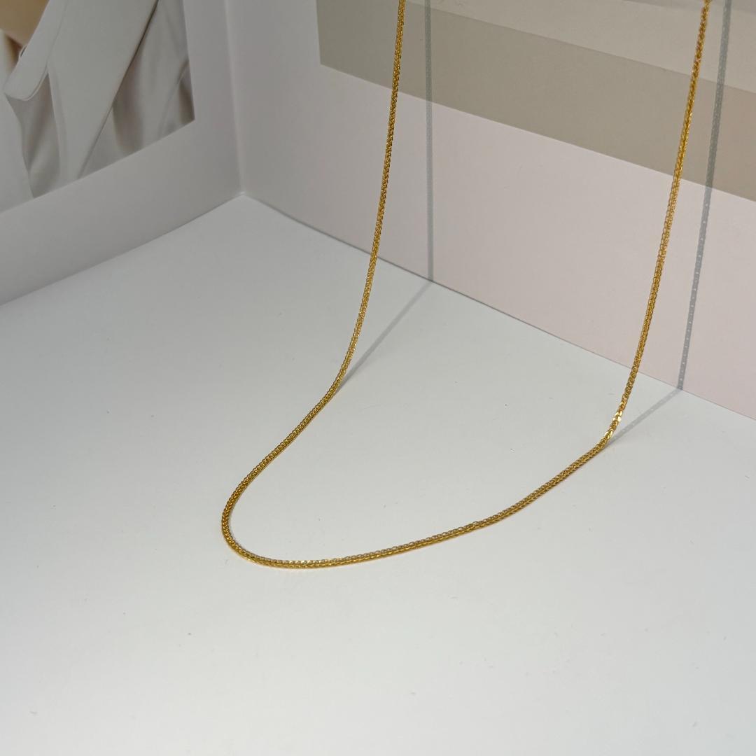 極美品K18金 ゴールド 細いチェーンネックレス 1.9g