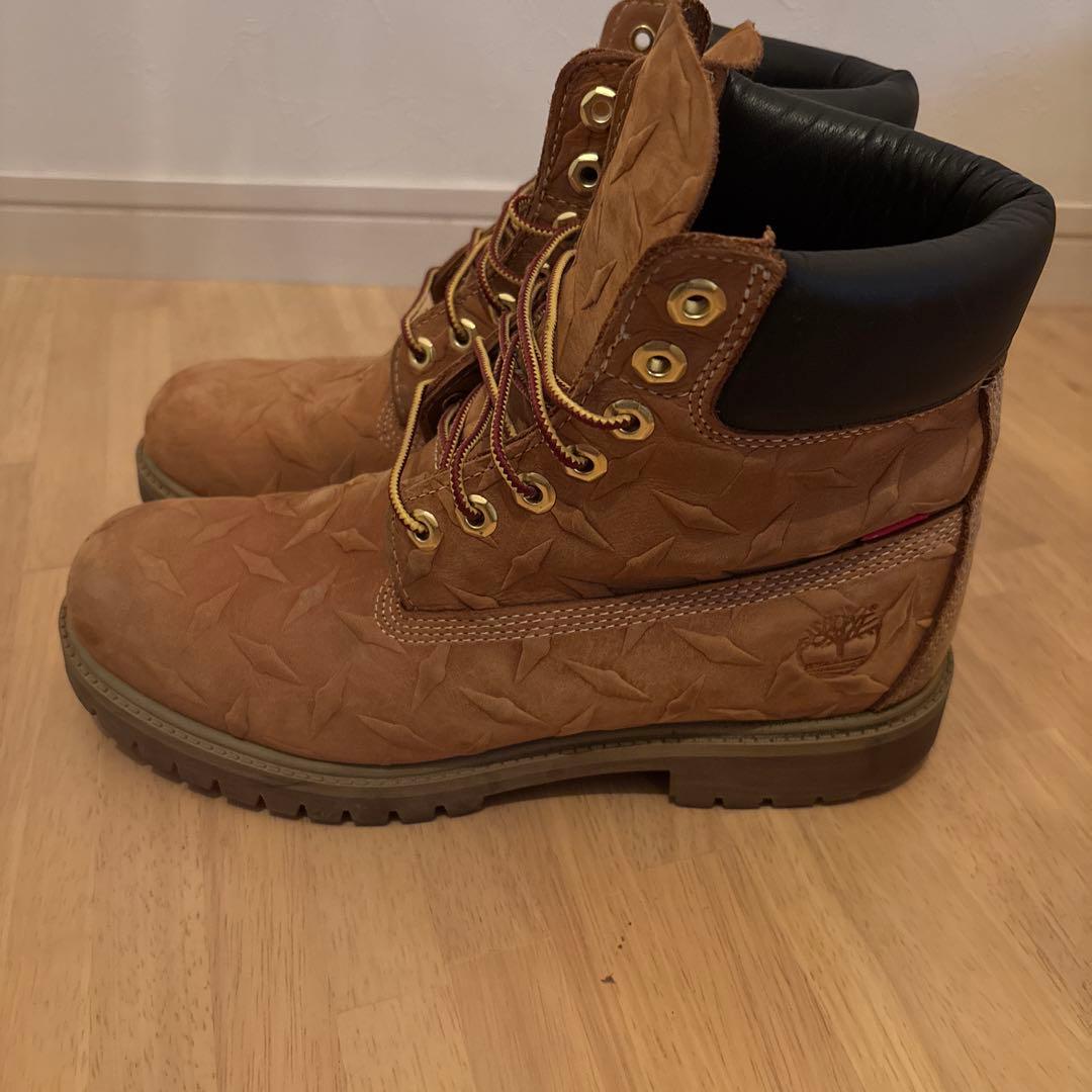 Supreme × Timberland Diamond Plate