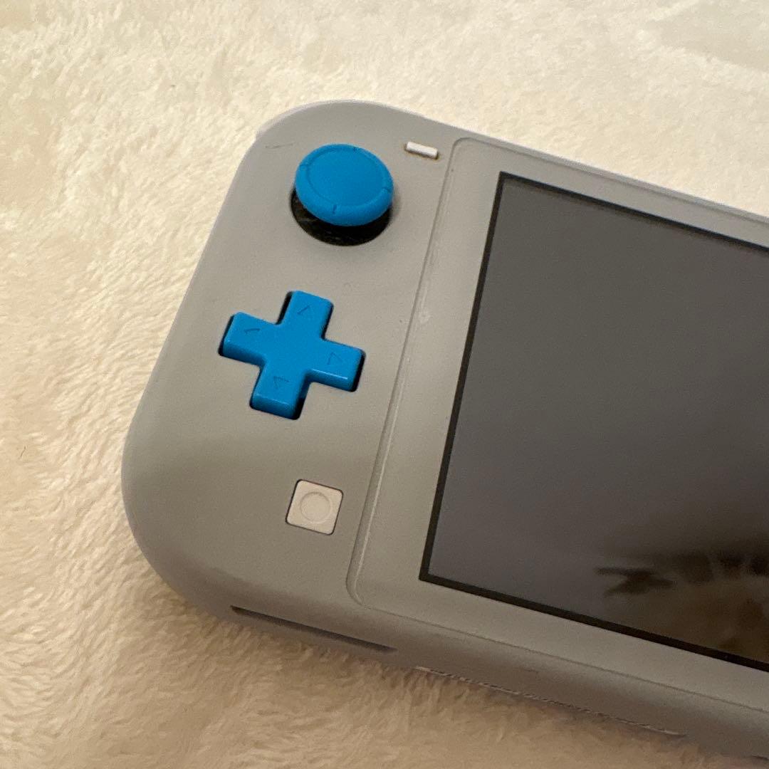 値下げ！任天堂スイッチライト ポケモン　ザシアン　ザマゼンタ