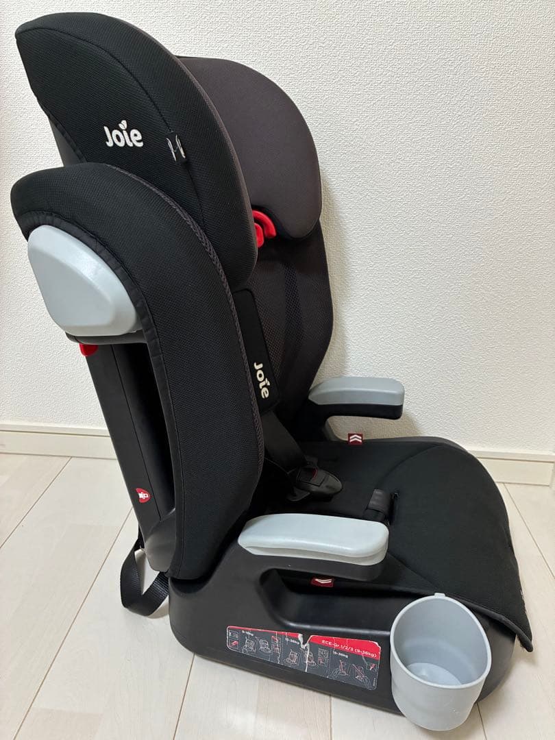 joie エレベート チャイルドシート ジュニアシート