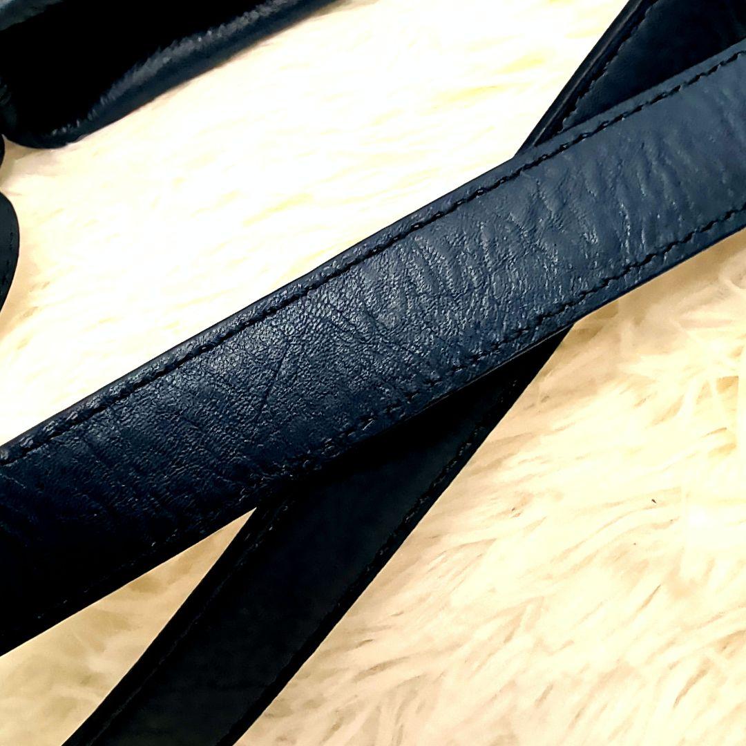 はな様●HIROFU（ヒロフ）のレザーショルダーバッグ　ネイビー