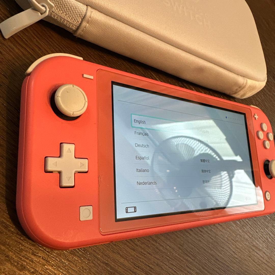 Nintendo Switch Lite コーラル + 専用ケース