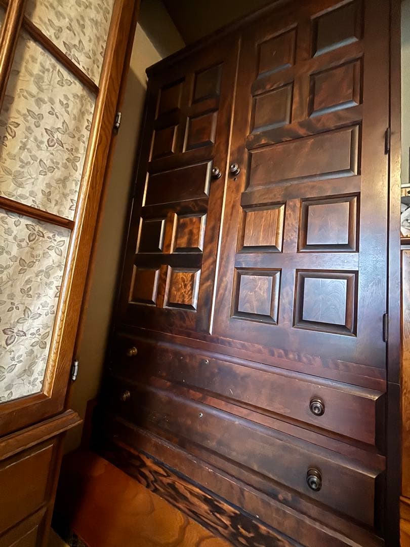 北海道民芸家具　和モダン　収納家具