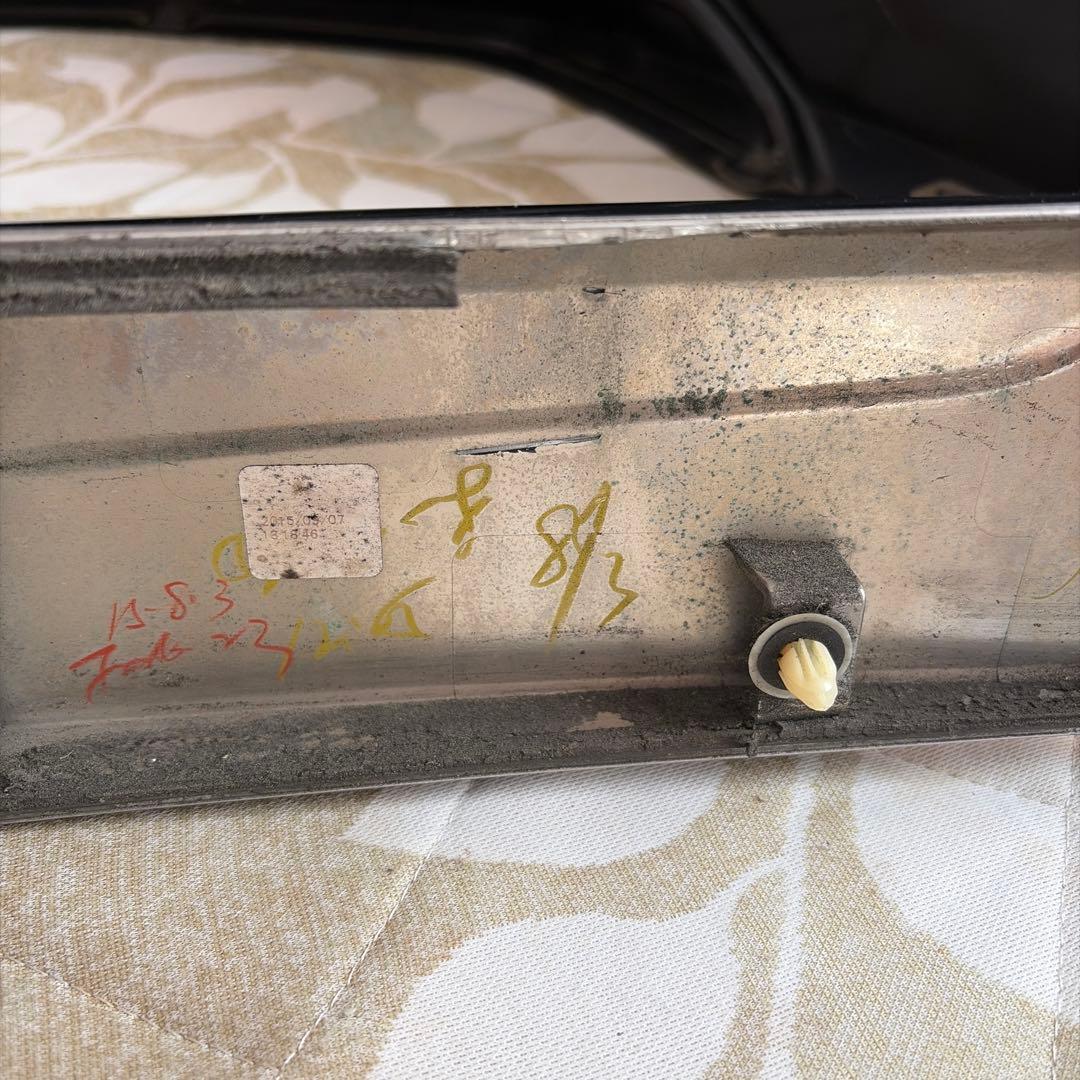 80 エスクァイア　前期バックドアガーニッシュ