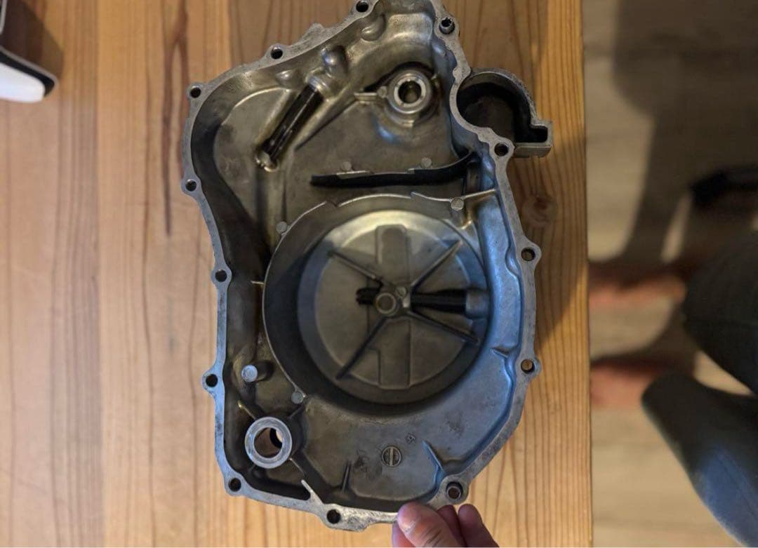cb250t cb400t 純正　クラッチカバー　美品　バレル研磨　メ