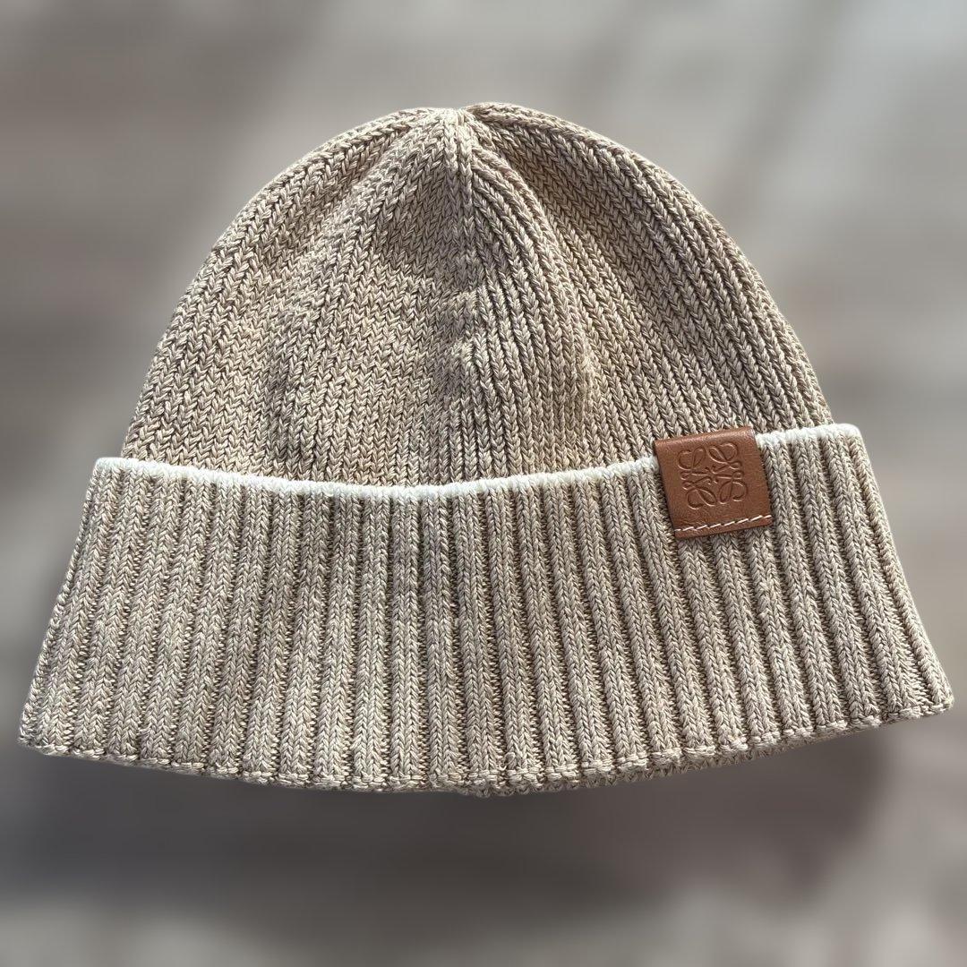 LOEWE ベージュ ニット帽