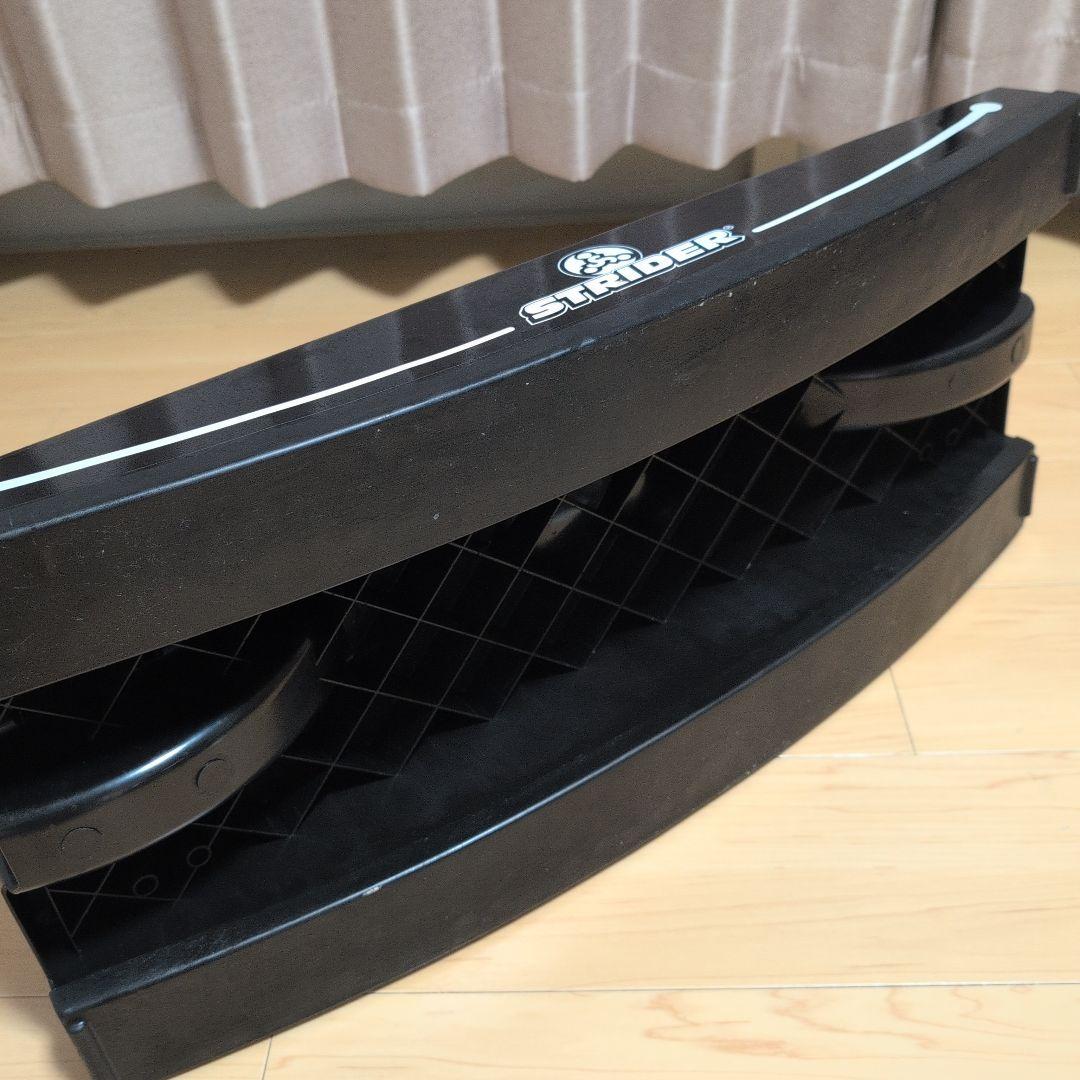 STRIDER バランスバイク用スタンド　キングベース