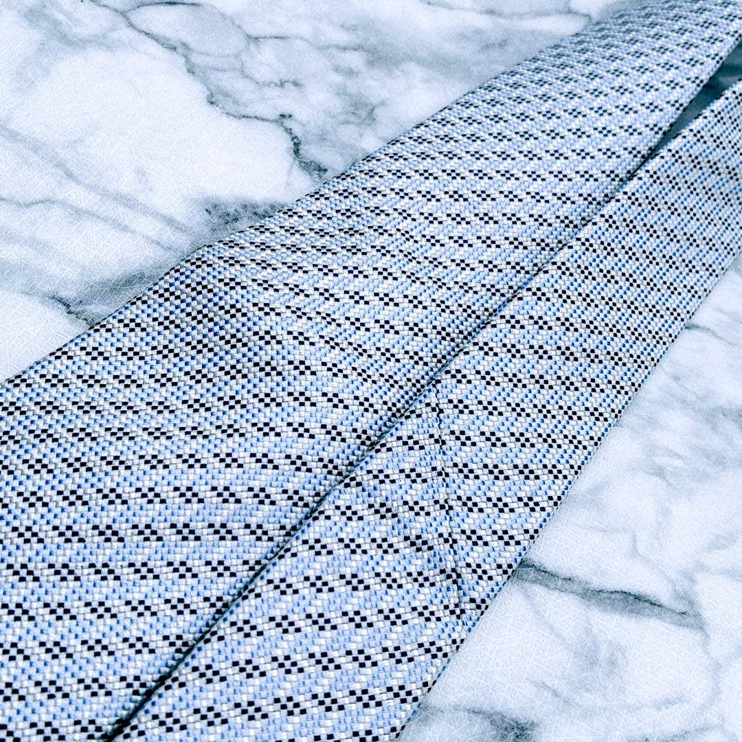 ✨未使用タグ付✨エルメス　立体H柄　ジャガード　シルバーブルー　ネクタイ