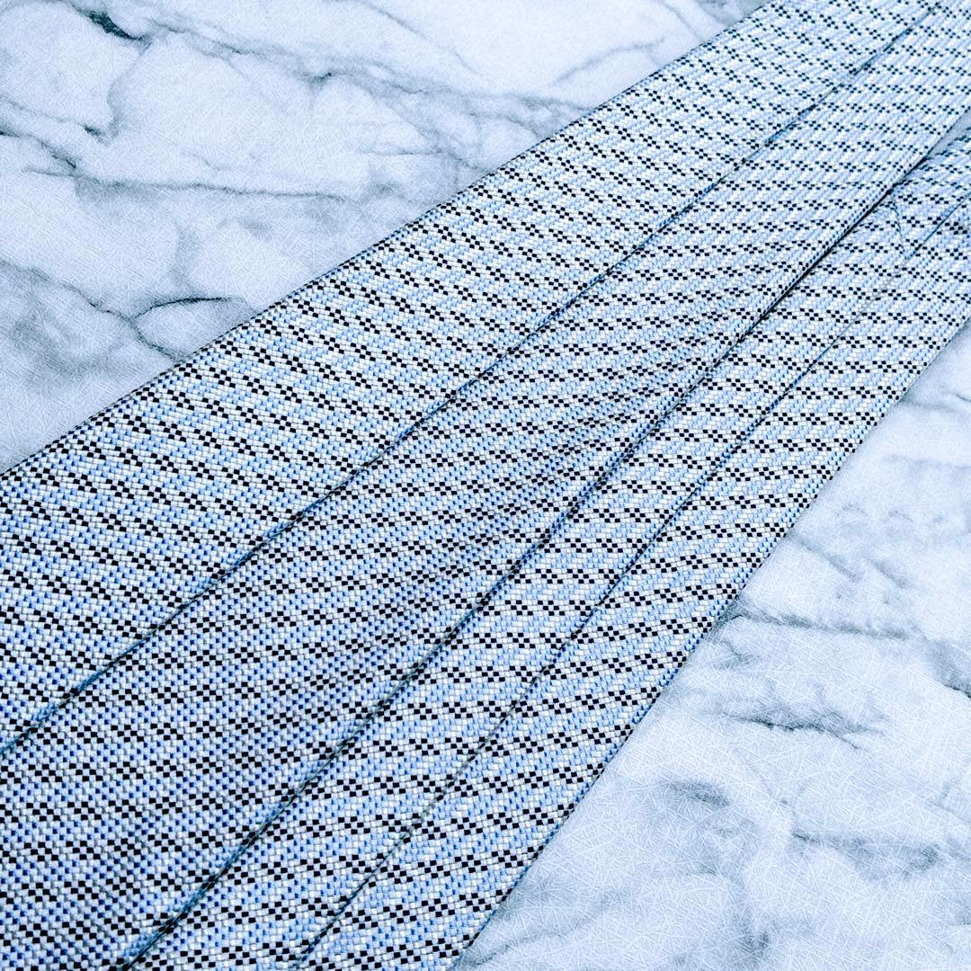 ✨未使用タグ付✨エルメス　立体H柄　ジャガード　シルバーブルー　ネクタイ