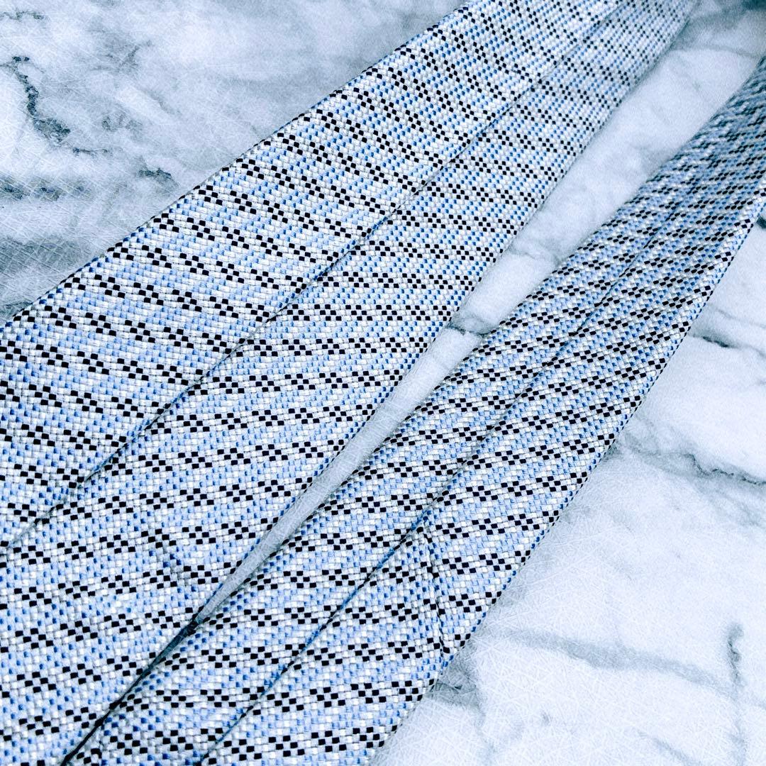 ✨未使用タグ付✨エルメス　立体H柄　ジャガード　シルバーブルー　ネクタイ