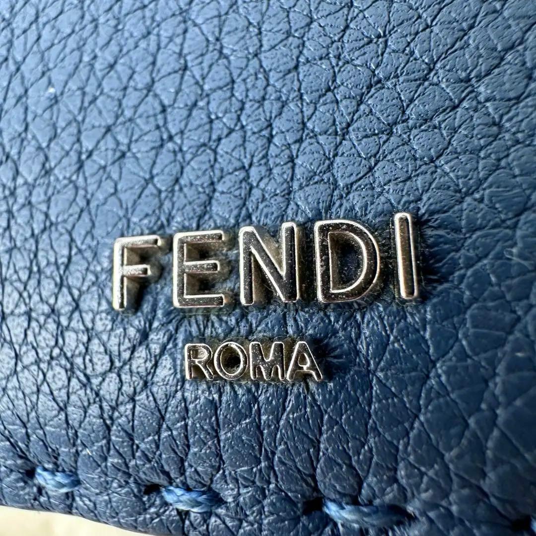 【極美品】 フェンディ 折り財布 セレリア 現行 ブルー ロゴ金具 箱、布袋付
