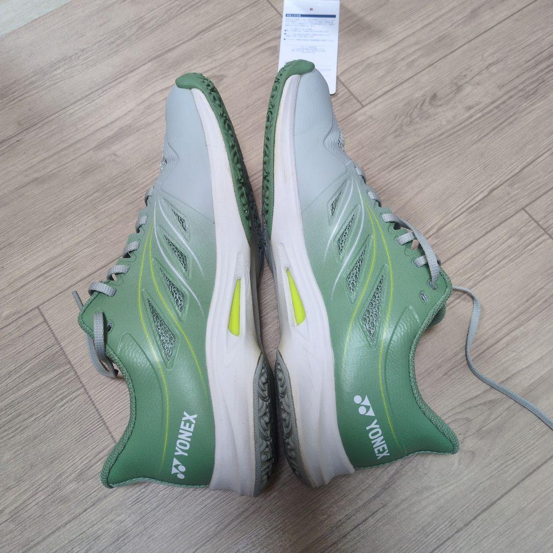 あこ様　YONEX テニスシューズ