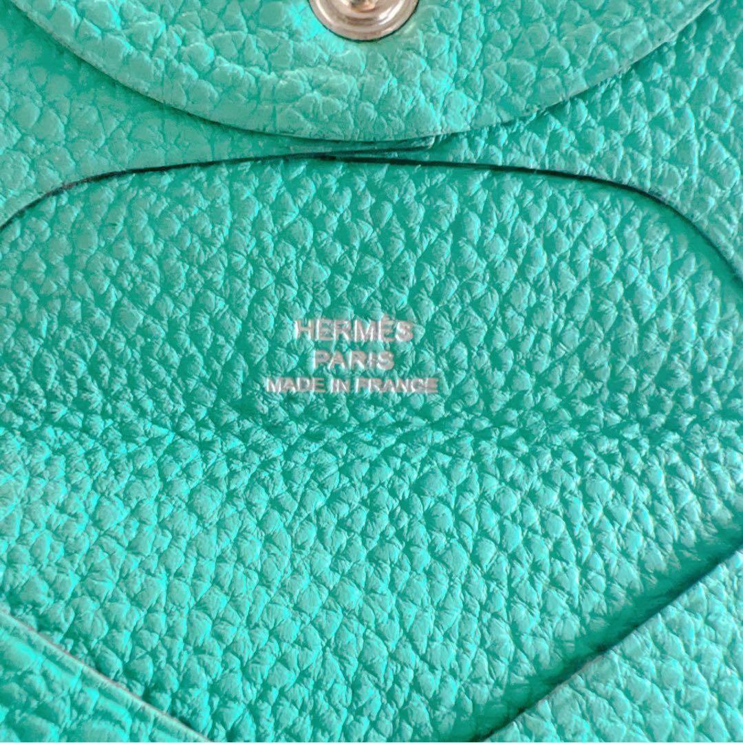 ひつじ様エルメス ケース バスティア グリーン ミント 美品 小銭入レザー