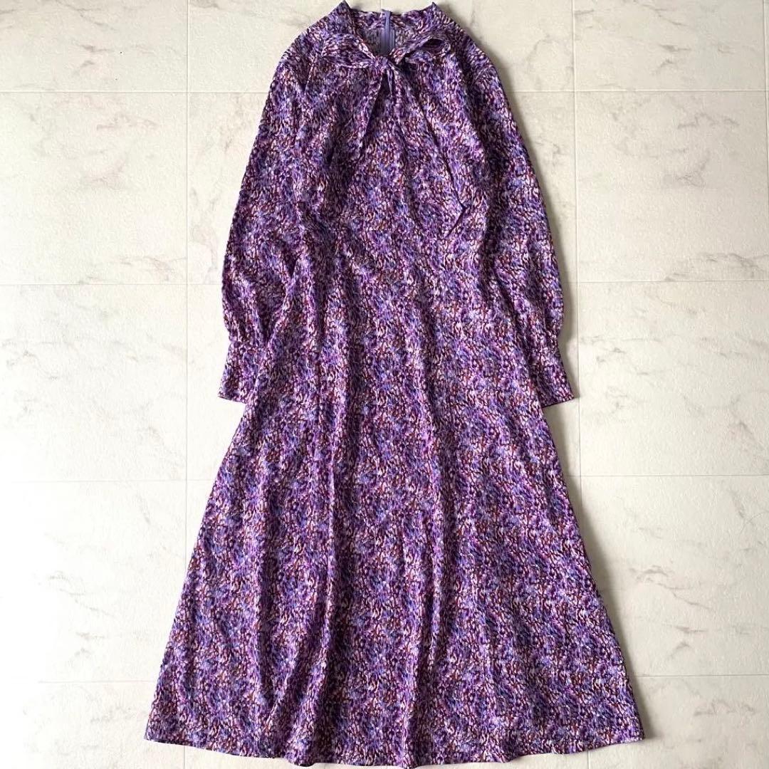 近年.極美品.定価2.8万☆アンタイトル 洗える ボウタイワンピース 総柄 0