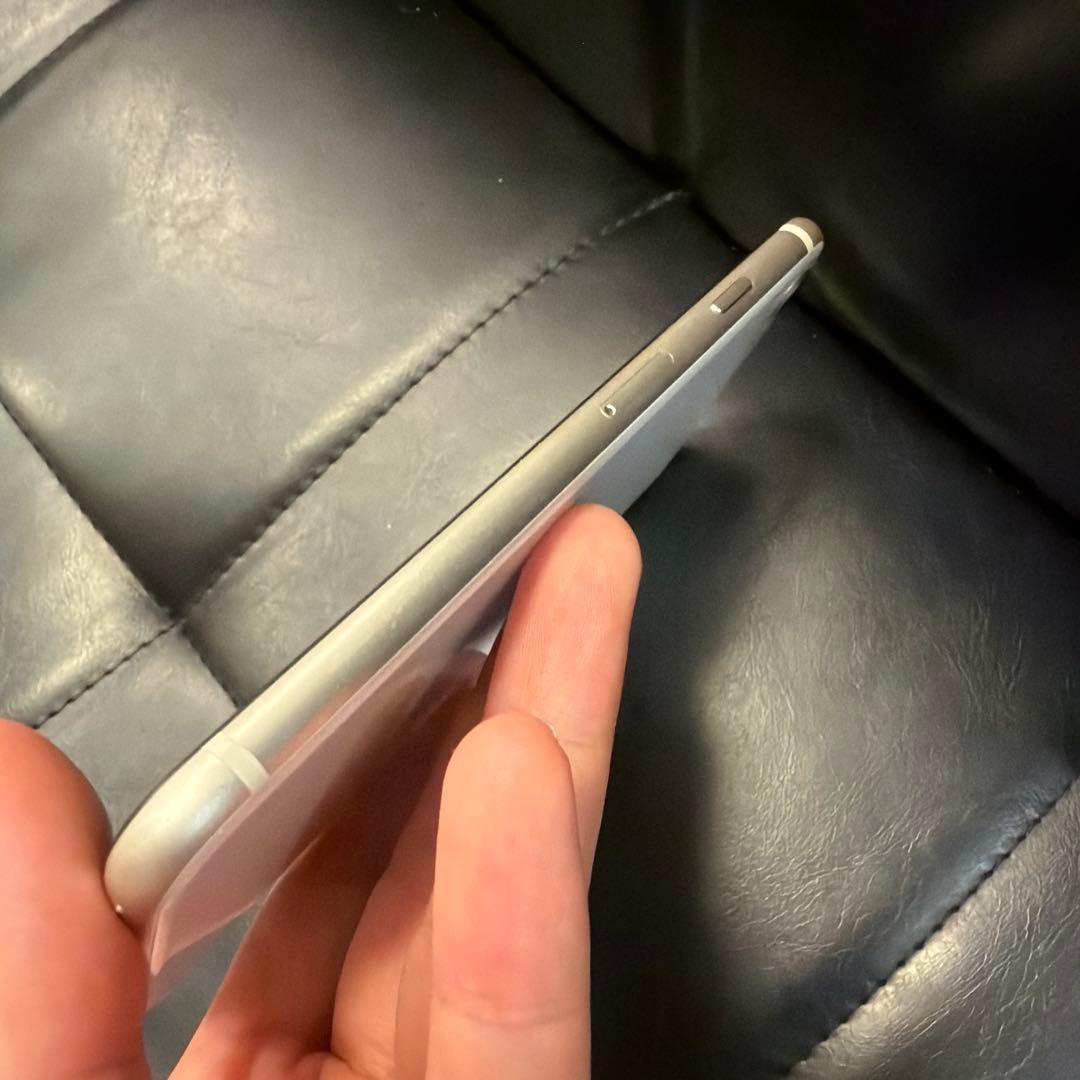 Apple iPhone SE 第3世代 64GB ホワイト