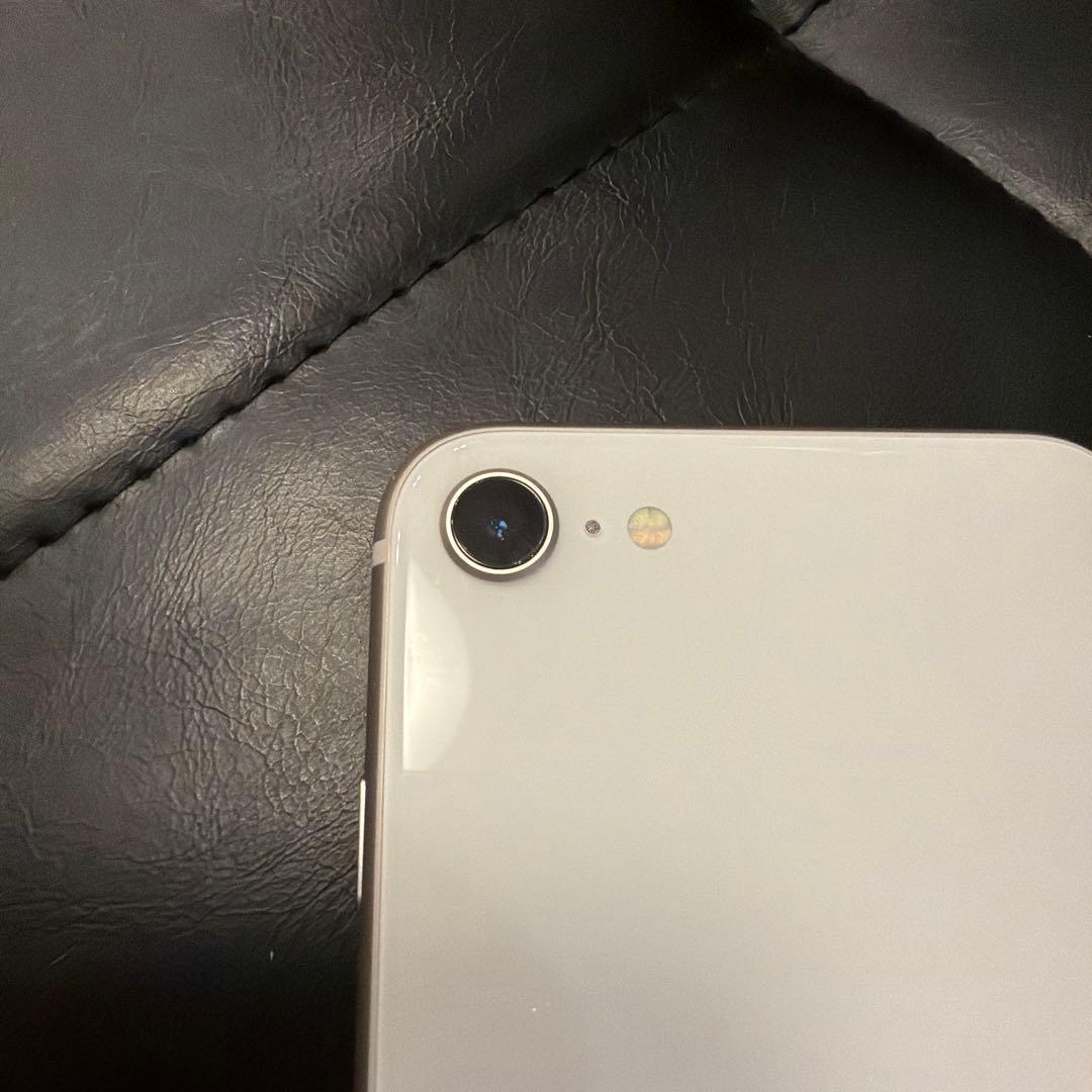 Apple iPhone SE 第3世代 64GB ホワイト