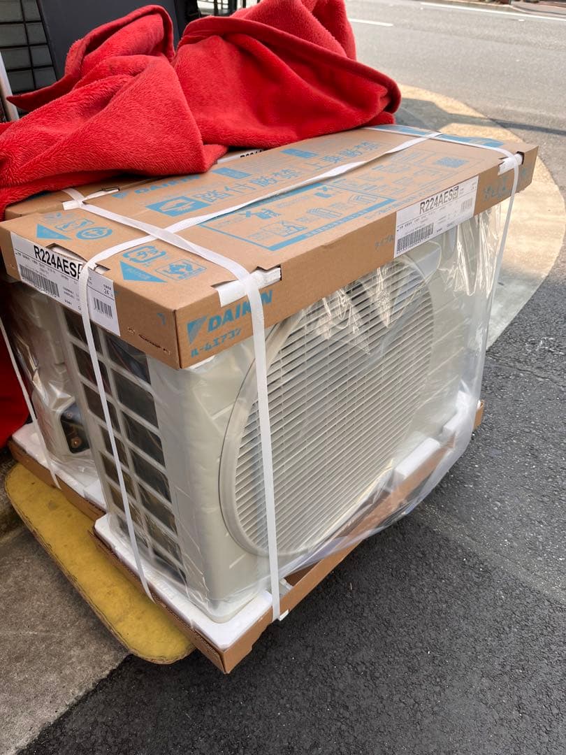 DAIKIN ダイキン の室外機(R224AES)のみ新品未使用￼ 即日発送可￼