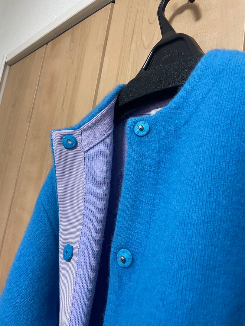 Aga（アーガ）バイカラーラクーンニットカーディガン （ロイヤルブルー）ヤマダヤ