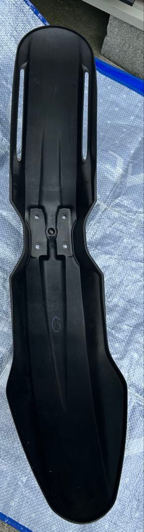 スズキDRZ400SM Fフェンダー　純正品