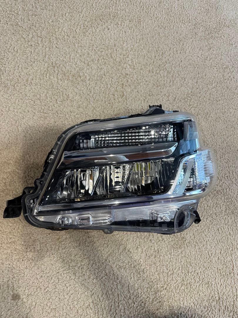 ダイハツ 純正 S321Vハイゼット LED ヘッドライト ヘッドランプ