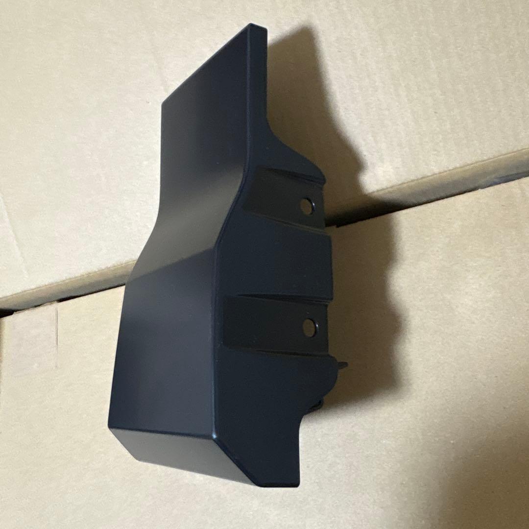 40アルファードモデリスタサイドスカート 右側、素地未塗装品。