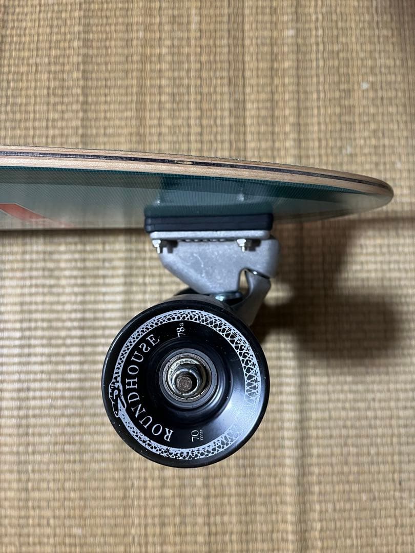 カーバーTYLER 777Surfskate Complete 36.5