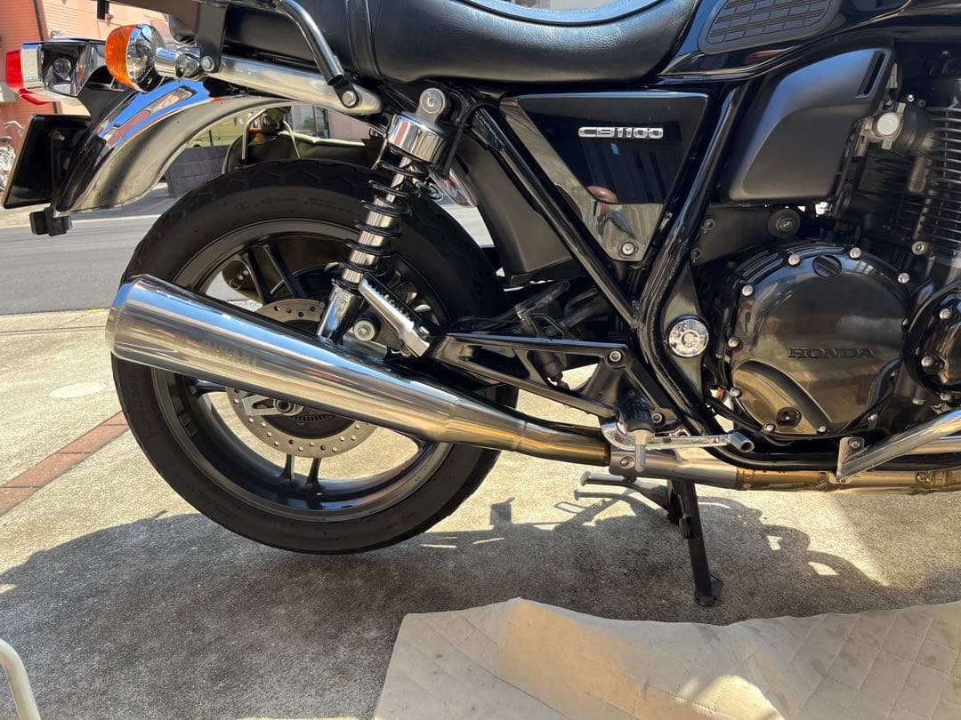 y*m様 CB1100(SC65)用　モリワキ　スリップオンマフラー