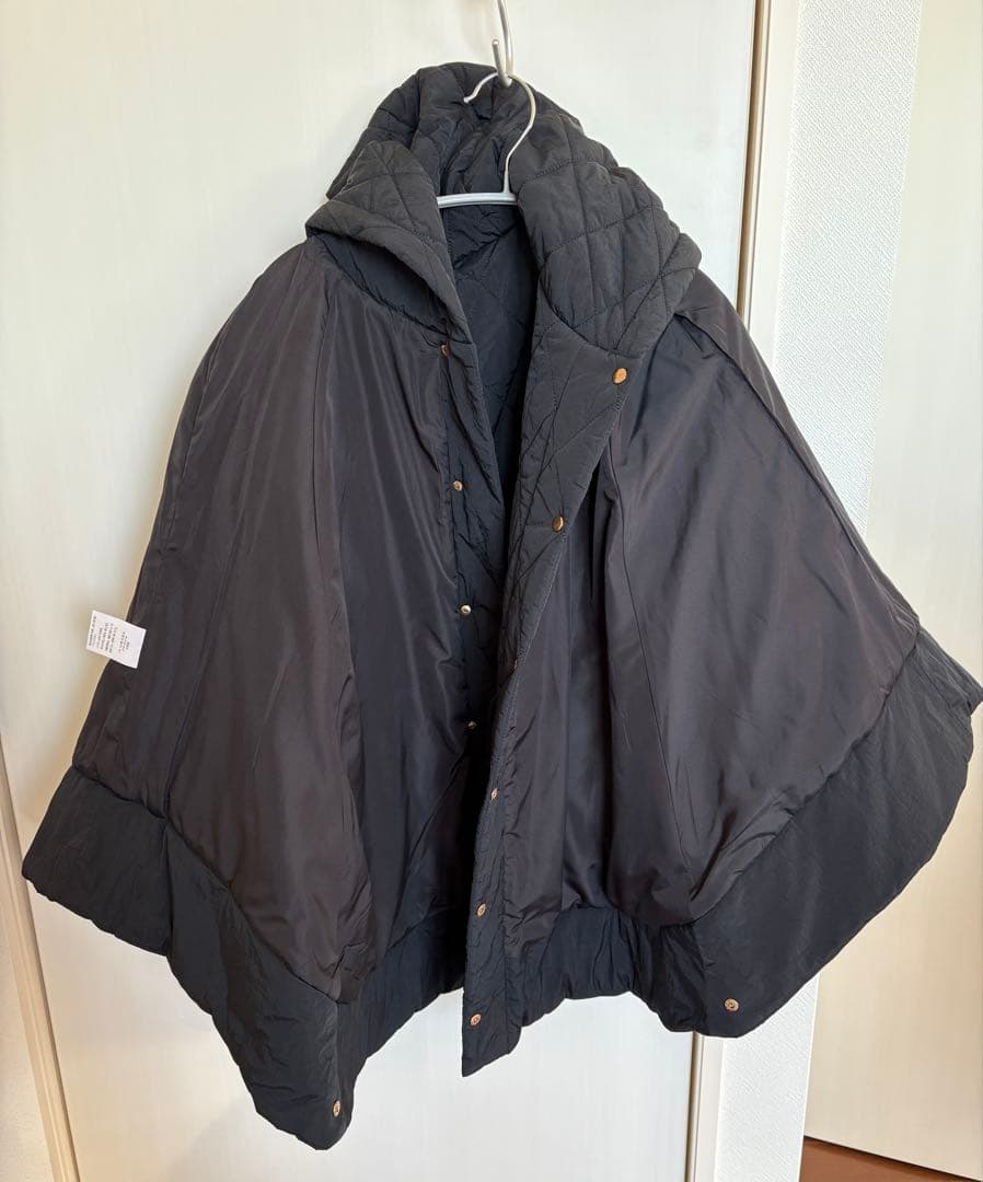 maison de Dolce. メゾンドドルチェ キルティングポンチョ