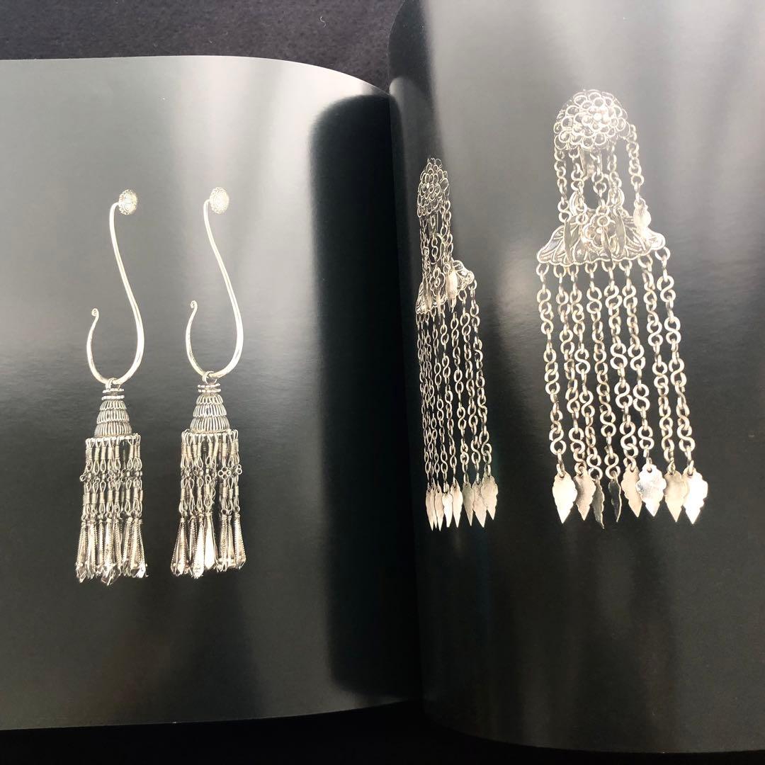 イヤリング ジェリーの世界 写真集「Orecchini etnici」Skira