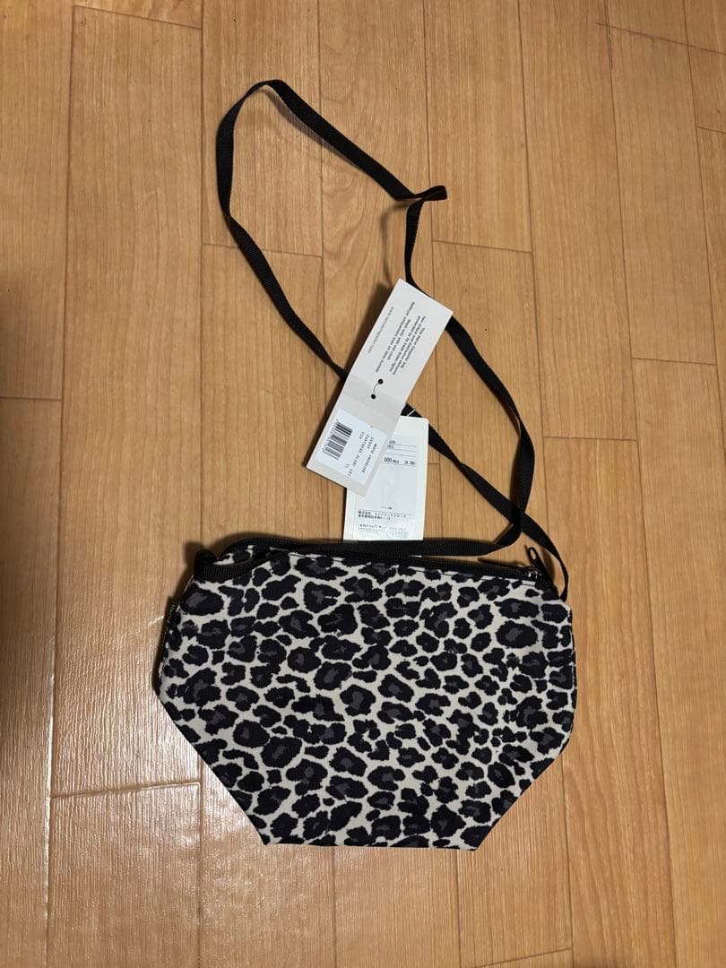 新品 ☆エルベシャプリエ ポシェット2885パンサー