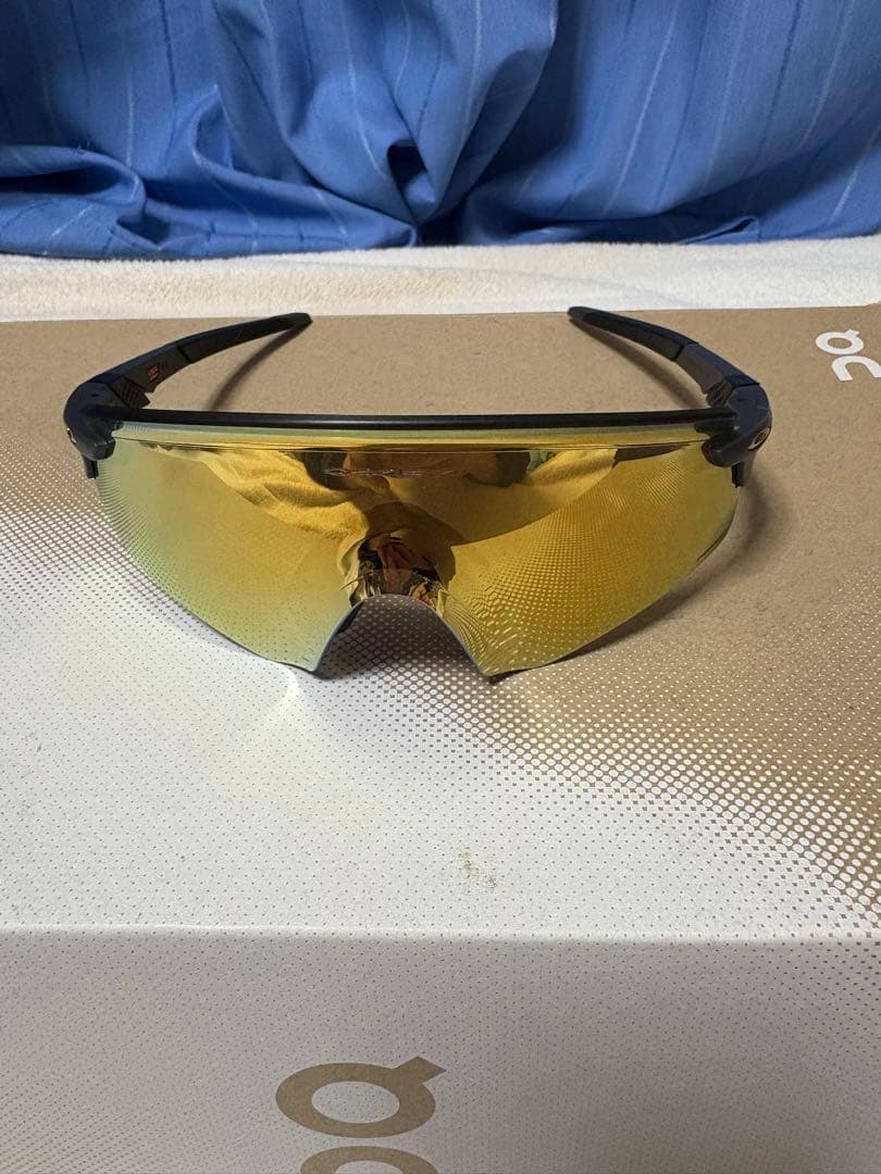 メ*ん様 OAKLEY encoder スポーツサングラス ゴールドミラー