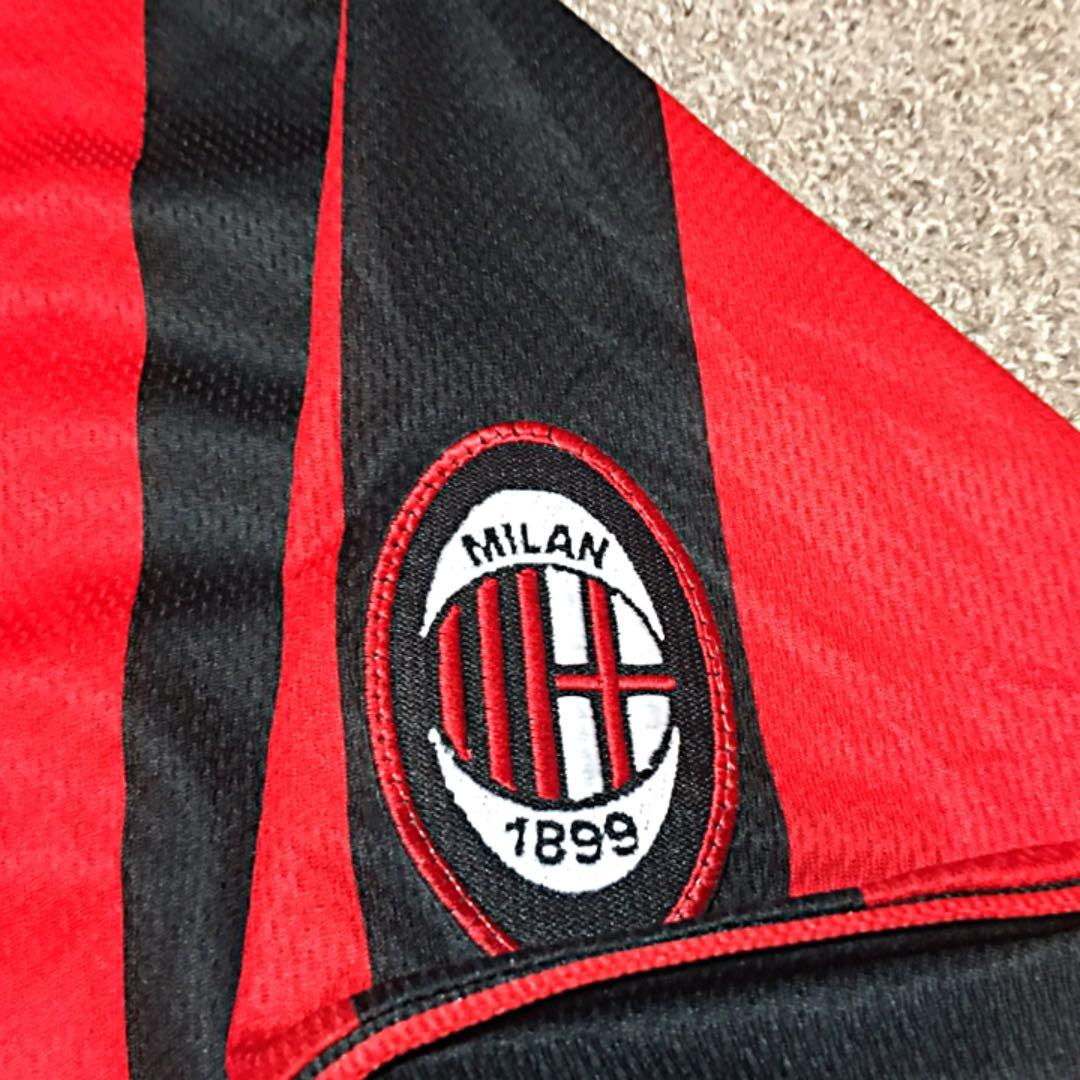 サッカー ユニフォーム ミラン