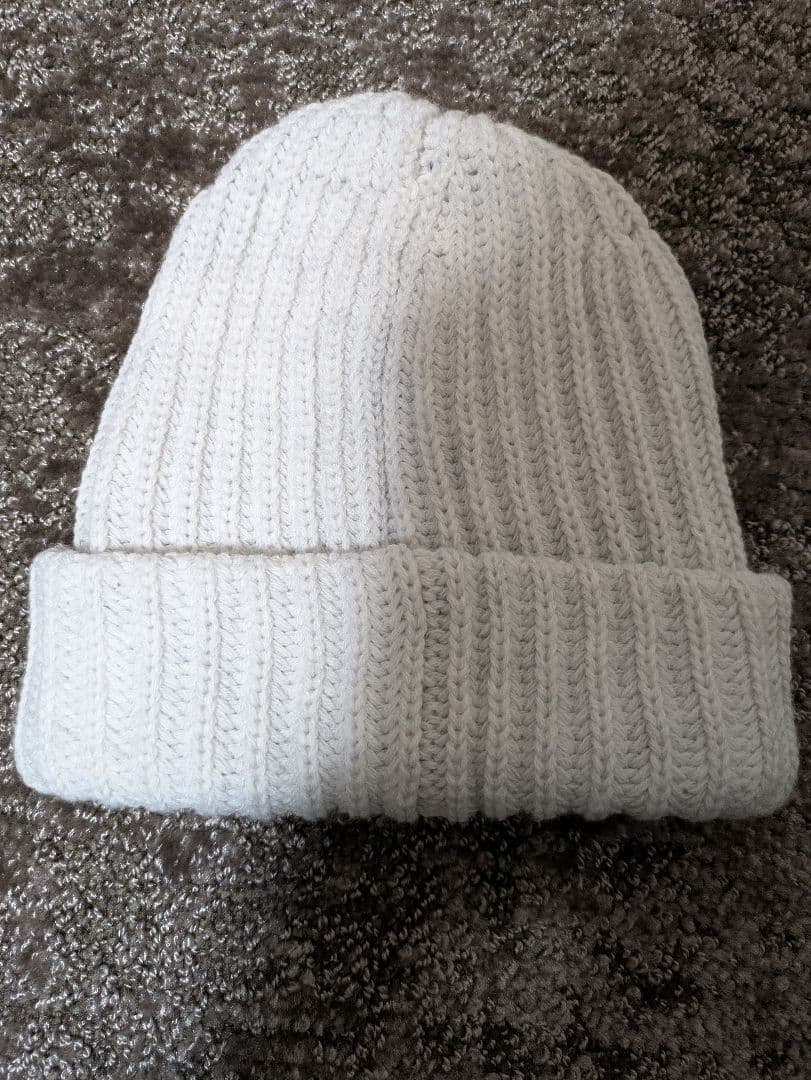 Supreme シュプリーム ビーニー ニット帽 グレー 白 刺繍ロゴ 美品