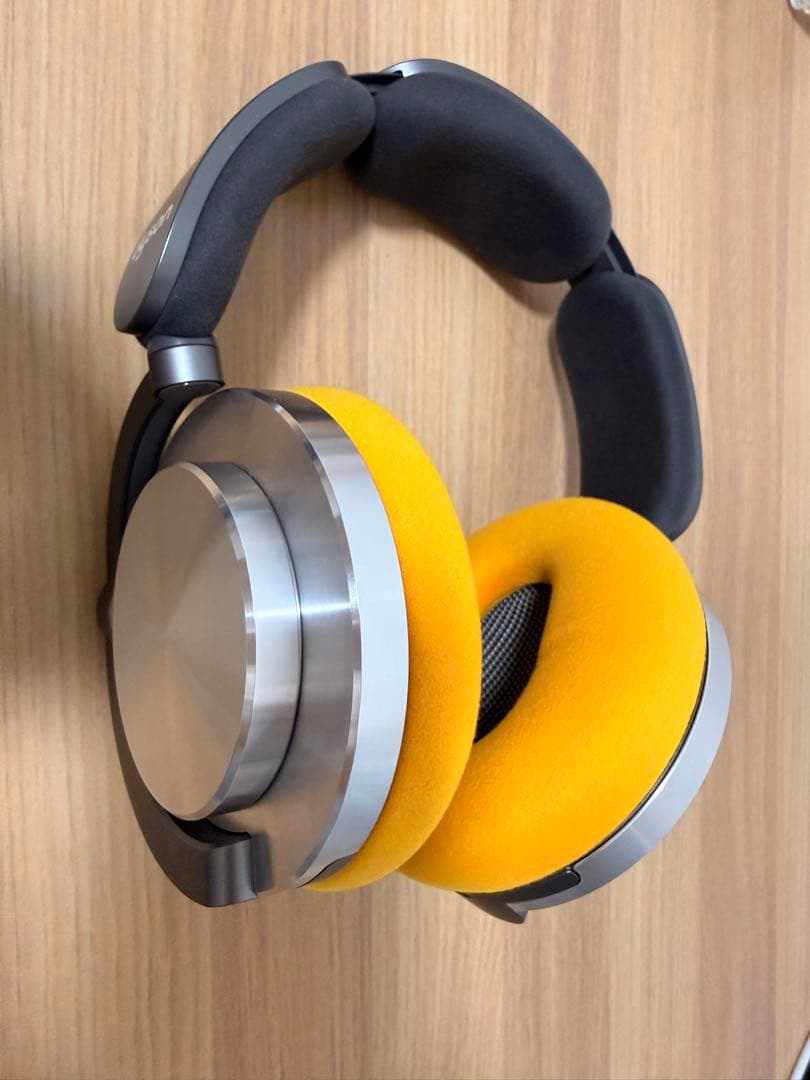 Dyson OnTrac ヘッドホン