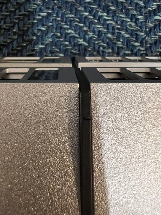 PS4 メタルスライムエディション