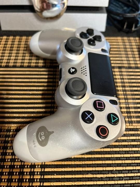 PS4 メタルスライムエディション