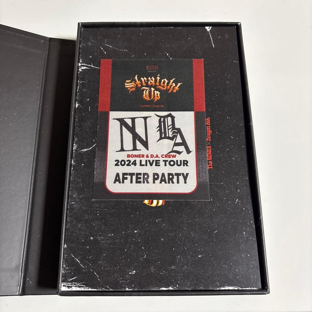 ステッカー付きStraight Up〈完全生産限定〉 Blu-ray