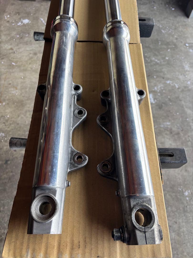 スポーツスター　フロントフォーク　キャリパー付き