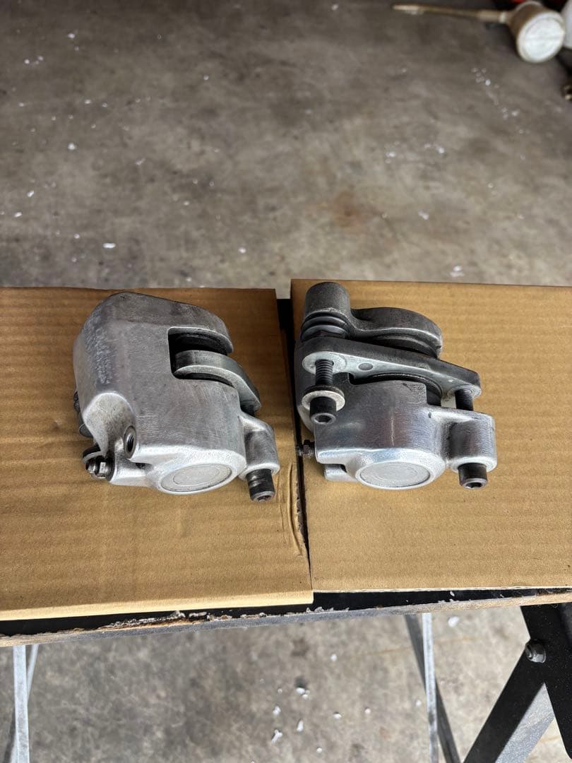 スポーツスター　フロントフォーク　キャリパー付き