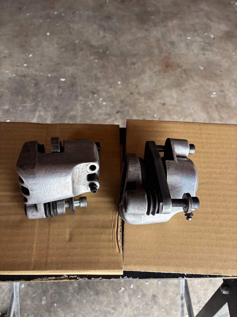 スポーツスター　フロントフォーク　キャリパー付き