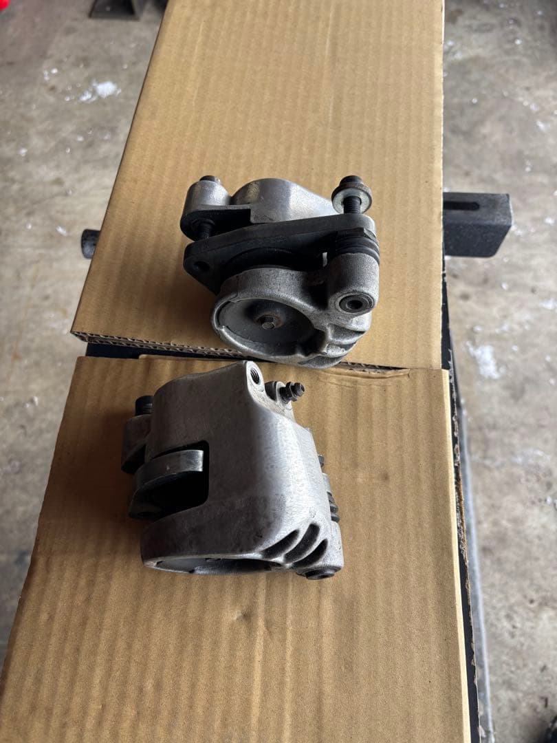 スポーツスター　フロントフォーク　キャリパー付き