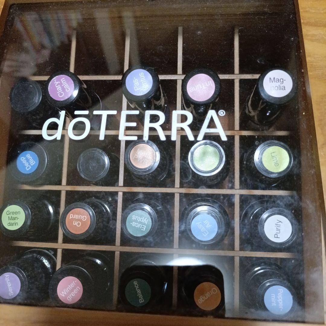 ドテラ　エッセンシャルオイルセット　木箱付き