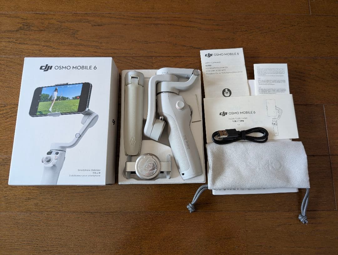 ♪DJI Osmo Mobile 6 スタビライザー　三軸ジンバル　美品です