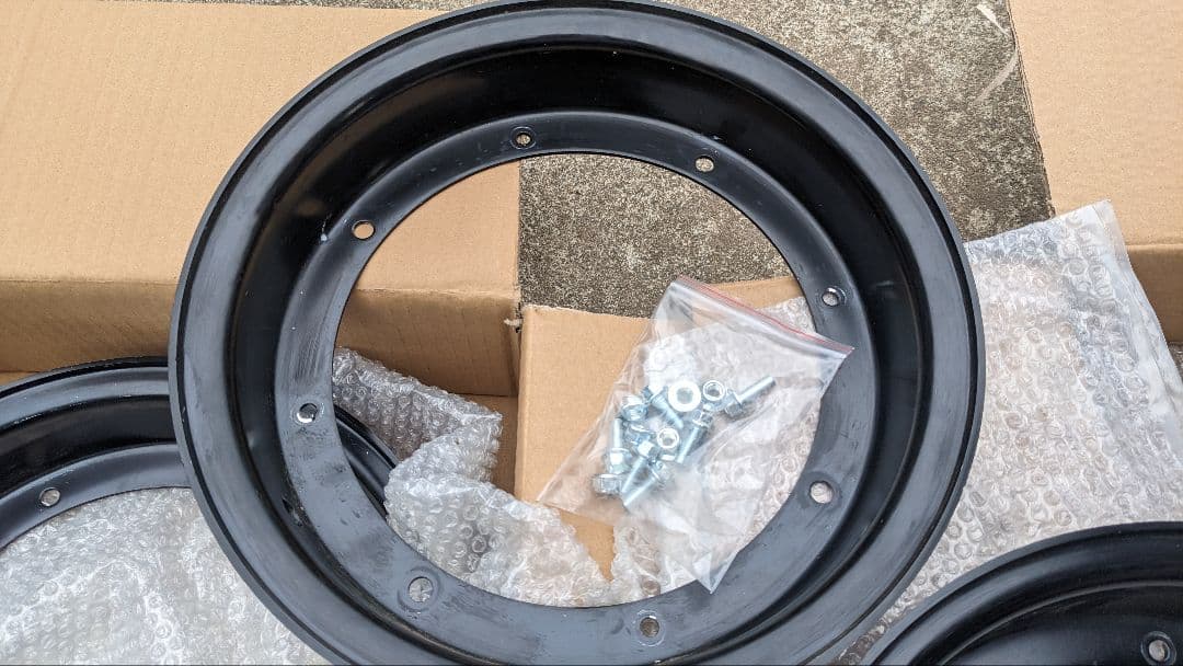 ダックス シャリー4本スポーク用アルミ製ホイール3.50Ｊ1台分セット中古