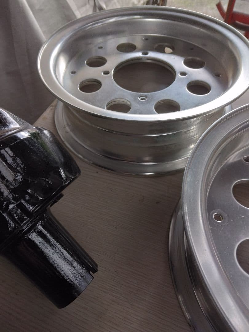 モンキー4l Z50z ？　アルミホイールと前後ハブ