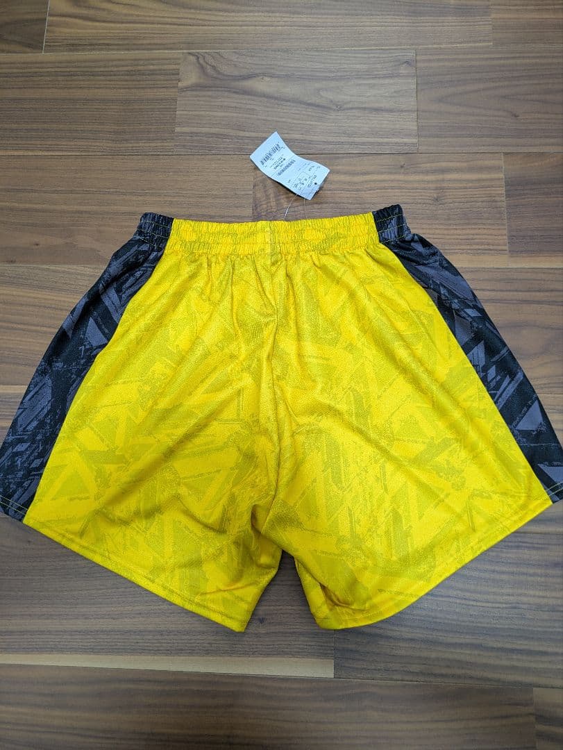 ⭐超レアイエロー　DESCENTE　デサント　バレーボール　ゲームパンツ　国体